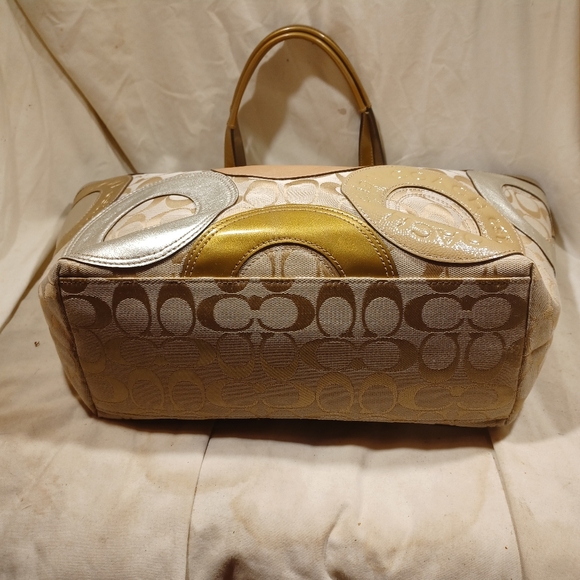 Coach carly tote - Picture 5 of 10